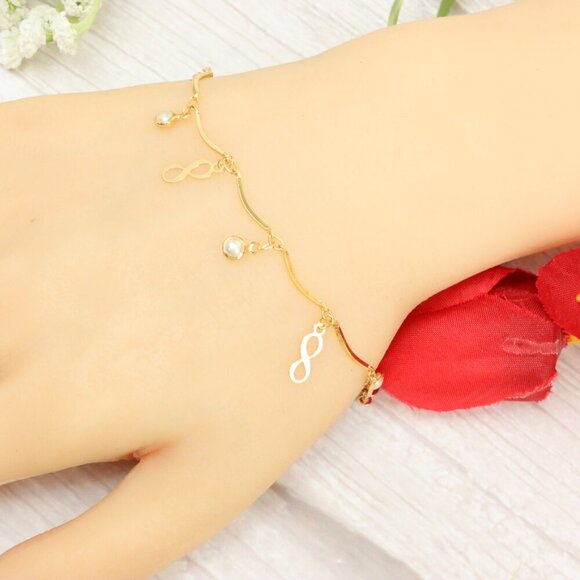 "Trendy Handmade Bracelet – A Thoughtful Gift for Girls & Women | UNVRC1014 - Picture 6 of 10